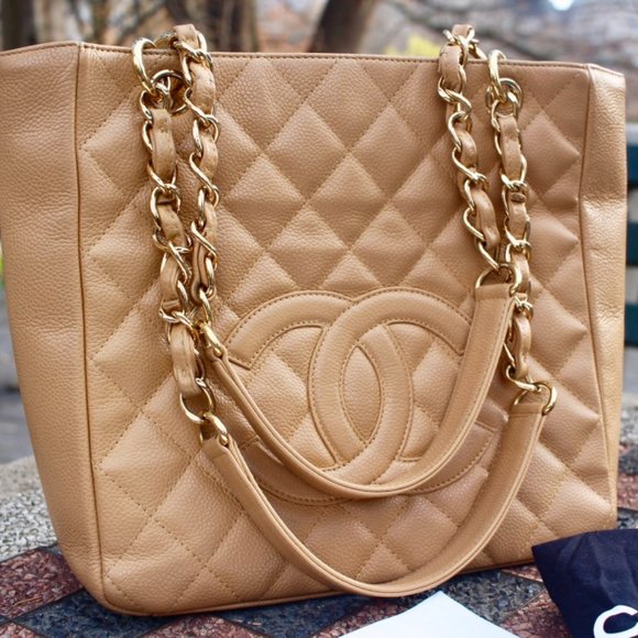 CHANEL Handbags - Auth CHANEL Caviar Gold Chain Shopping Tote Bag